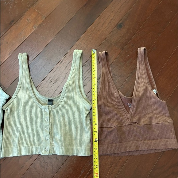 Lot of 3 Urban Outfitters - Out From Under Ribbed Crop Tops Size S/XS - Picture 3 of 16